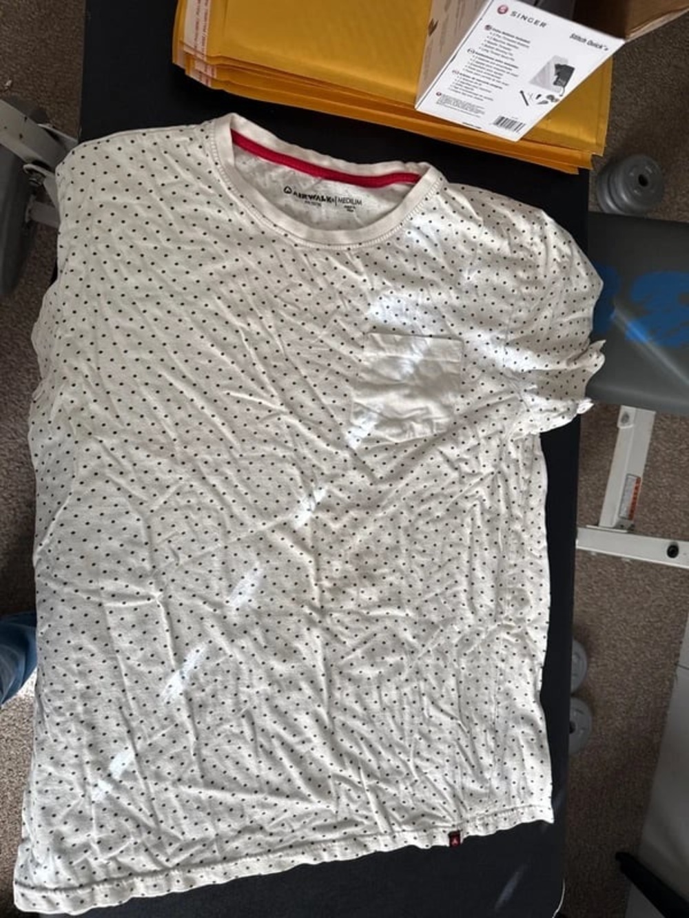 Airwalk White Short-Sleeve Tee with Black Polka Dots